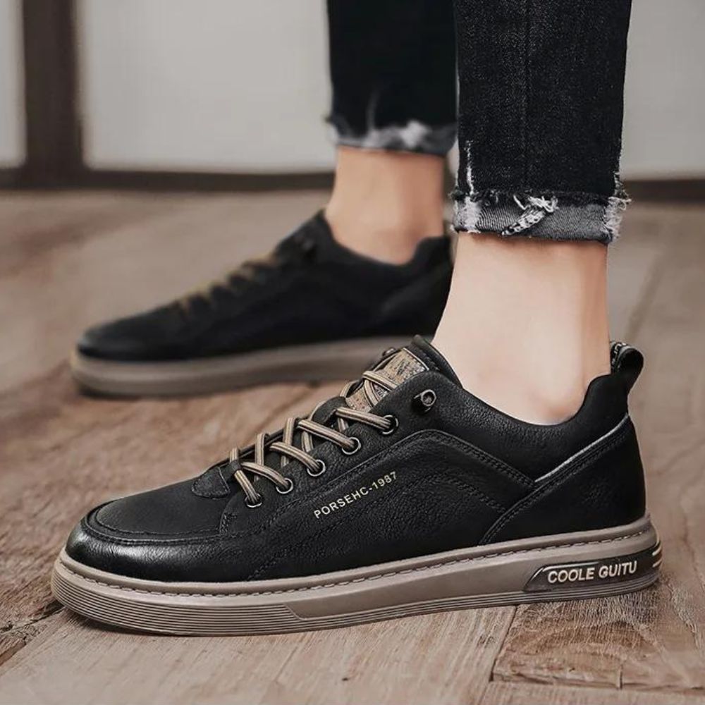 Tênis Masculino Casual de Couro